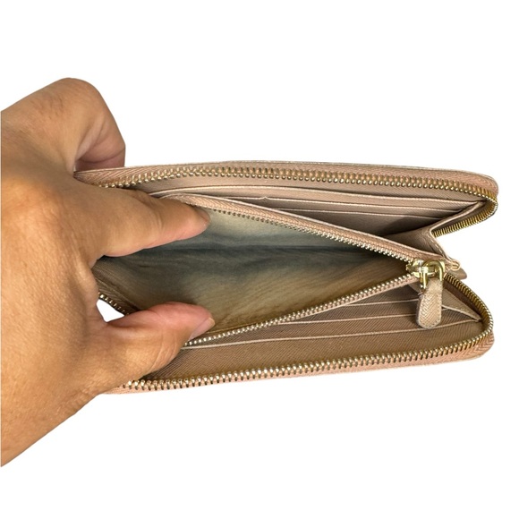 Prada Saffiano Cameo Beige Large - Picture 8 of 8